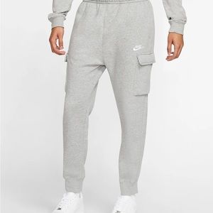 Men’s Nike Cargo Club Fleece Joggers